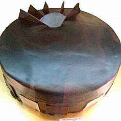 Cooper's Chocolate round Cake delivery to Bangladesh