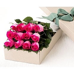 12 Red Roses in Box to Dhaka