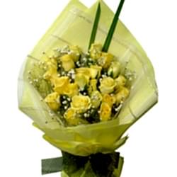 Send 30 Yellow Roses in Bouquet to Dhaka