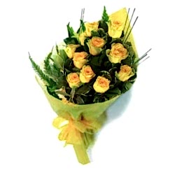 Send 12 Yellow Roses in Bouquet to Dhaka