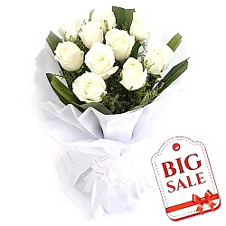 Send Simple Mind 12 White Roses to Dhaka in Bangladesh