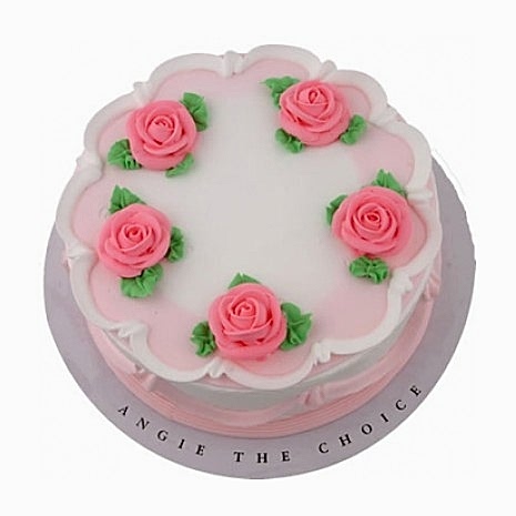 Send 2.2 Pounds Regal Pleasure Cake by Swiss Cake to Dhaka in Bangladesh