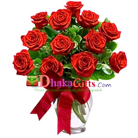 send 12 red roses in vase to dhaka